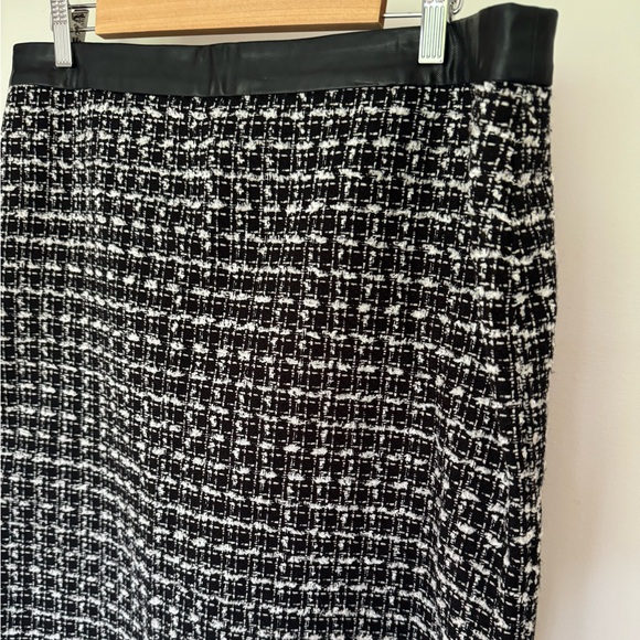 Melanie Lyne Tweed Double Zip Skirt - Picture 2 of 8